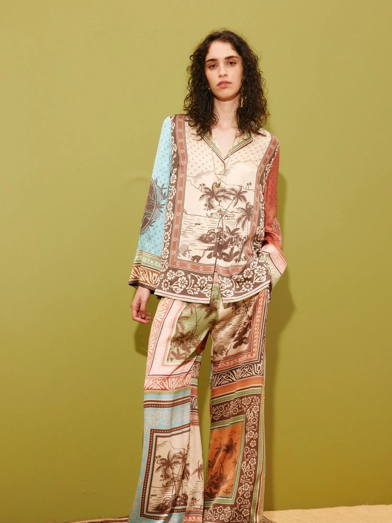 The garment: Printed silk shirt