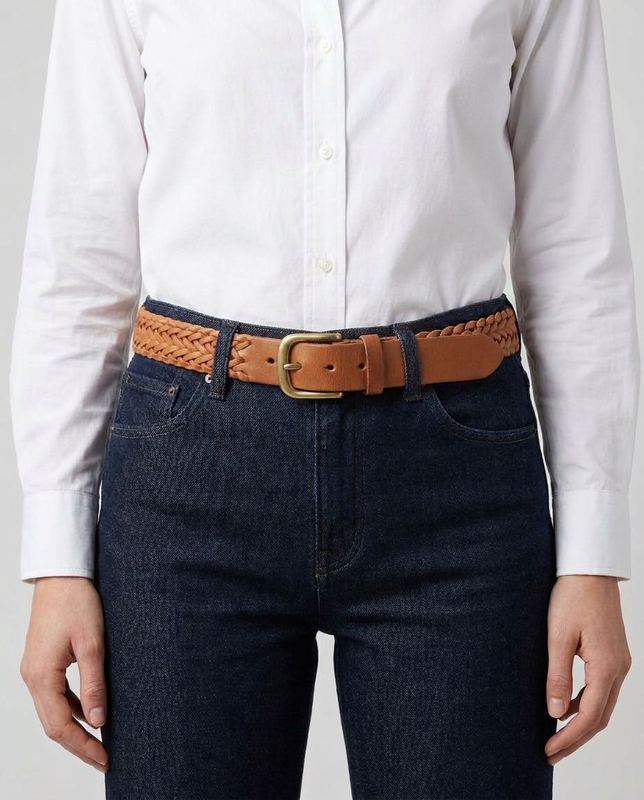 Reconstruction of a rejected frame: The front of the belt came back as smooth leather. It is braided end to end.